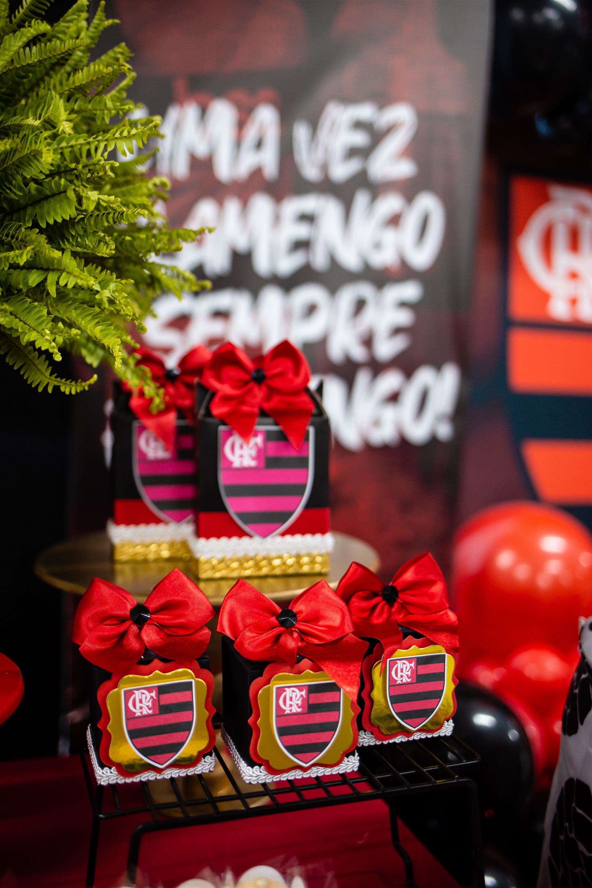 Decoração temática Flamengo personalizada no salão de festas em São José SC