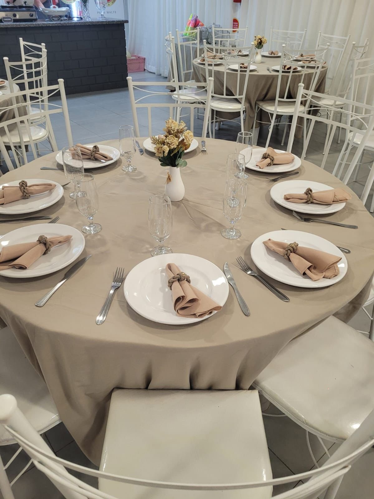 Salão elegante Maria da Festa